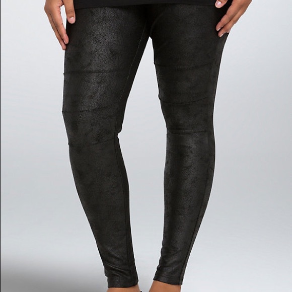 Torrid Black Coated Leggings - Picture 5 of 5
